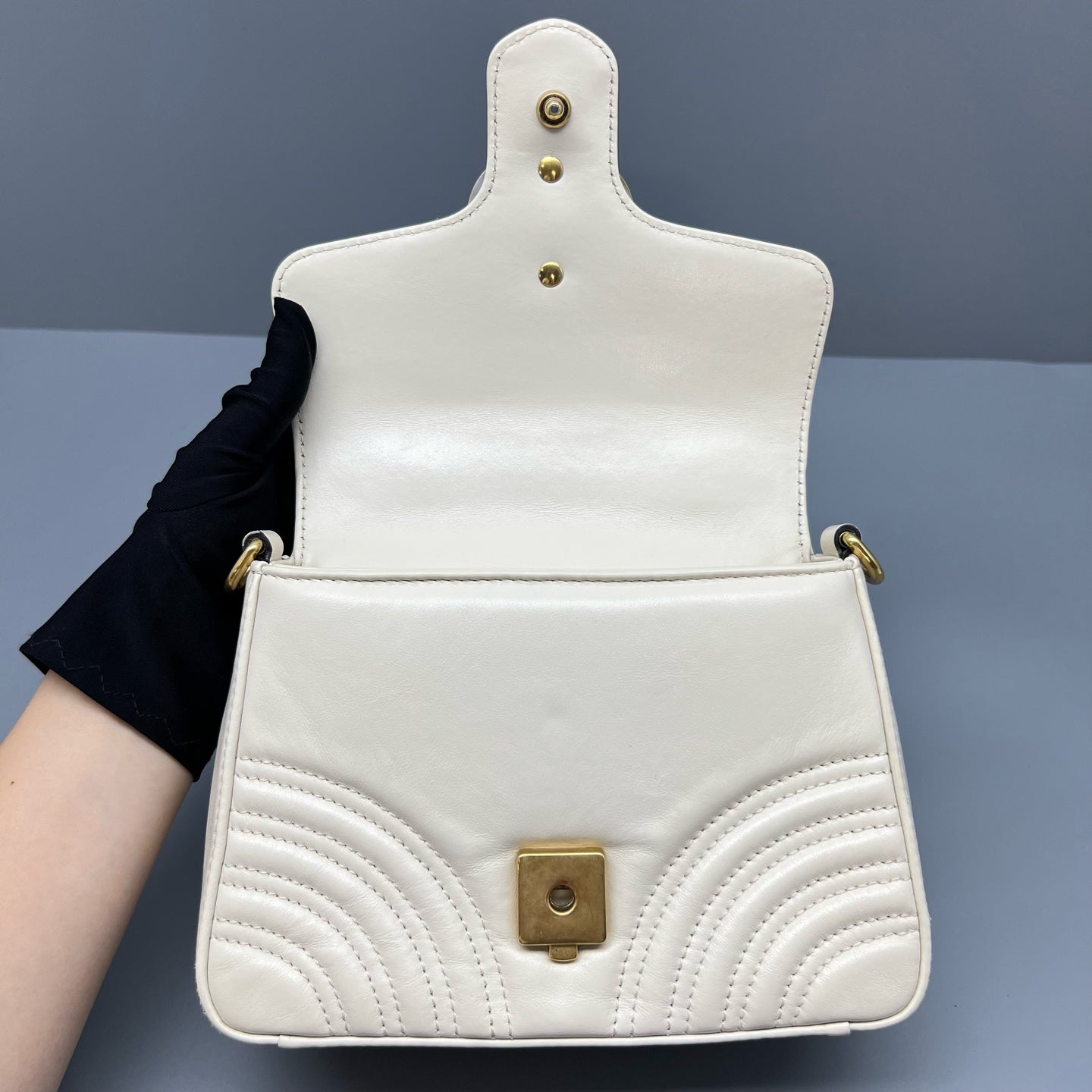 Gucci Messenger Bag