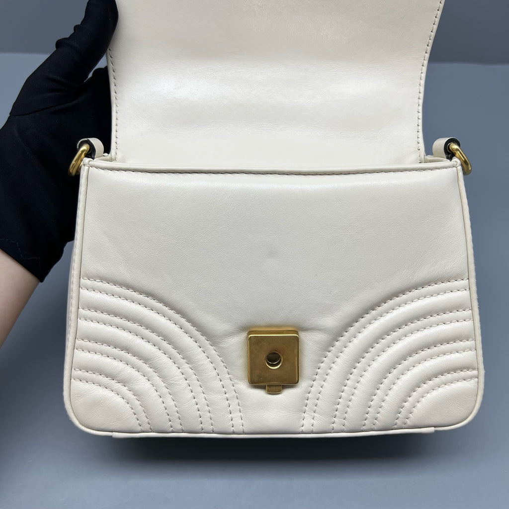 Gucci Messenger Bag