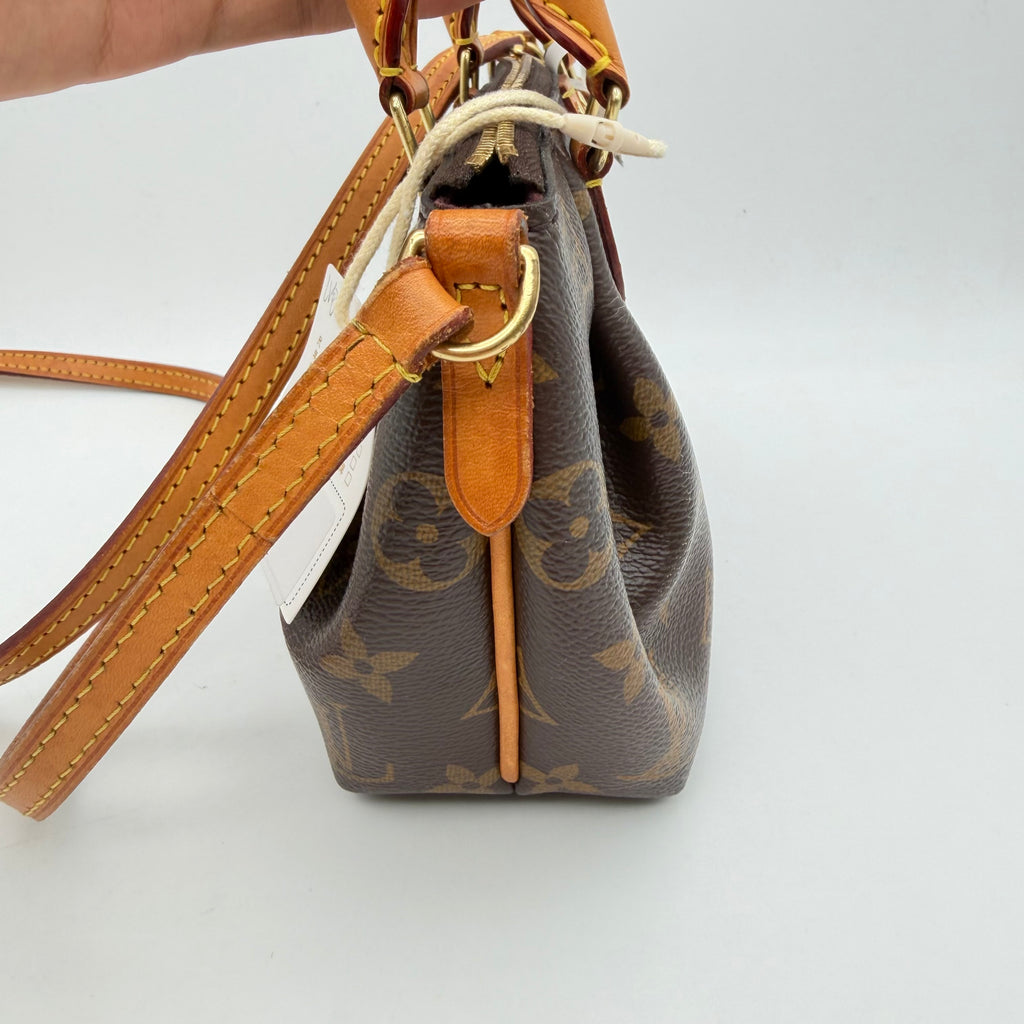 Louis Vuitton Shoulder Bag M61253