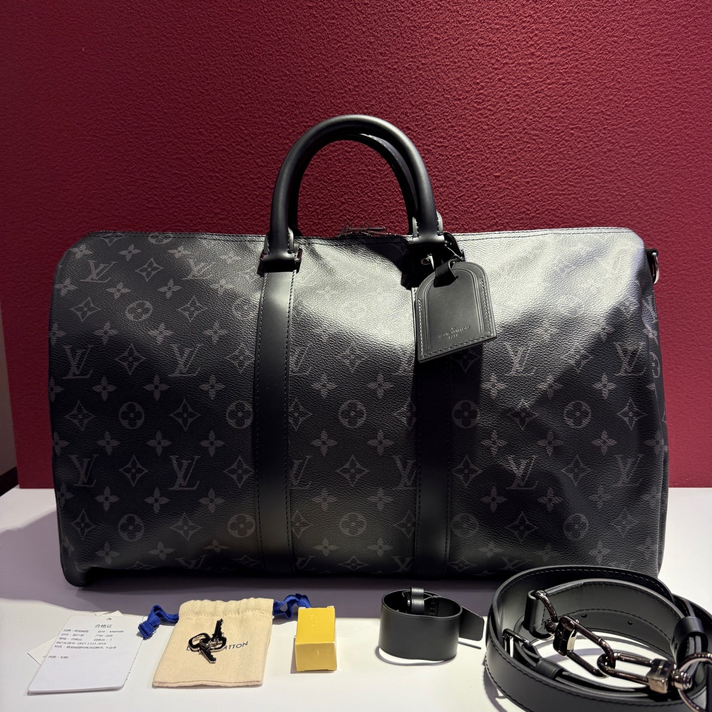 Louis Vuitton Keepall Duffle 45.0x 27.0x 20.0 cm M40569