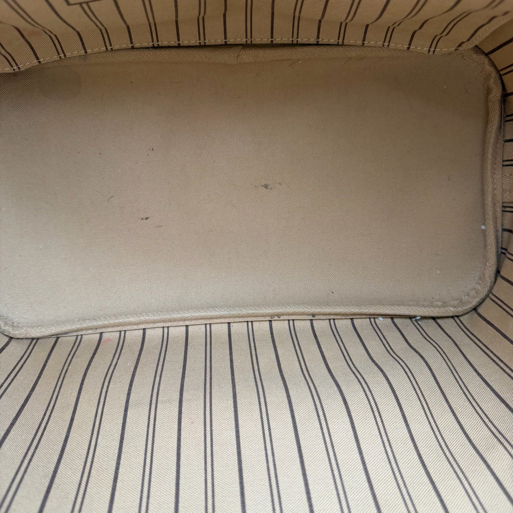 Louis Vuitton Tote
