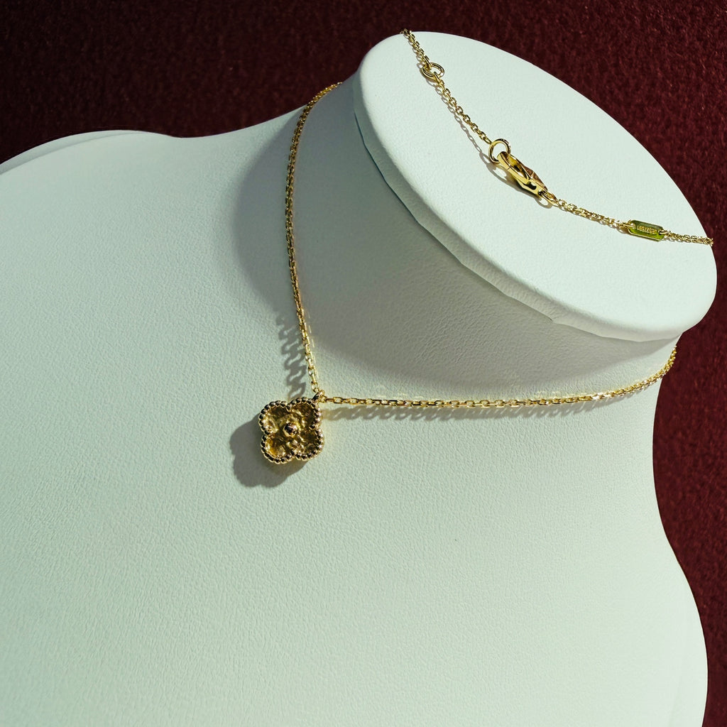 Van Cleef & Arpels Rose gold Necklace