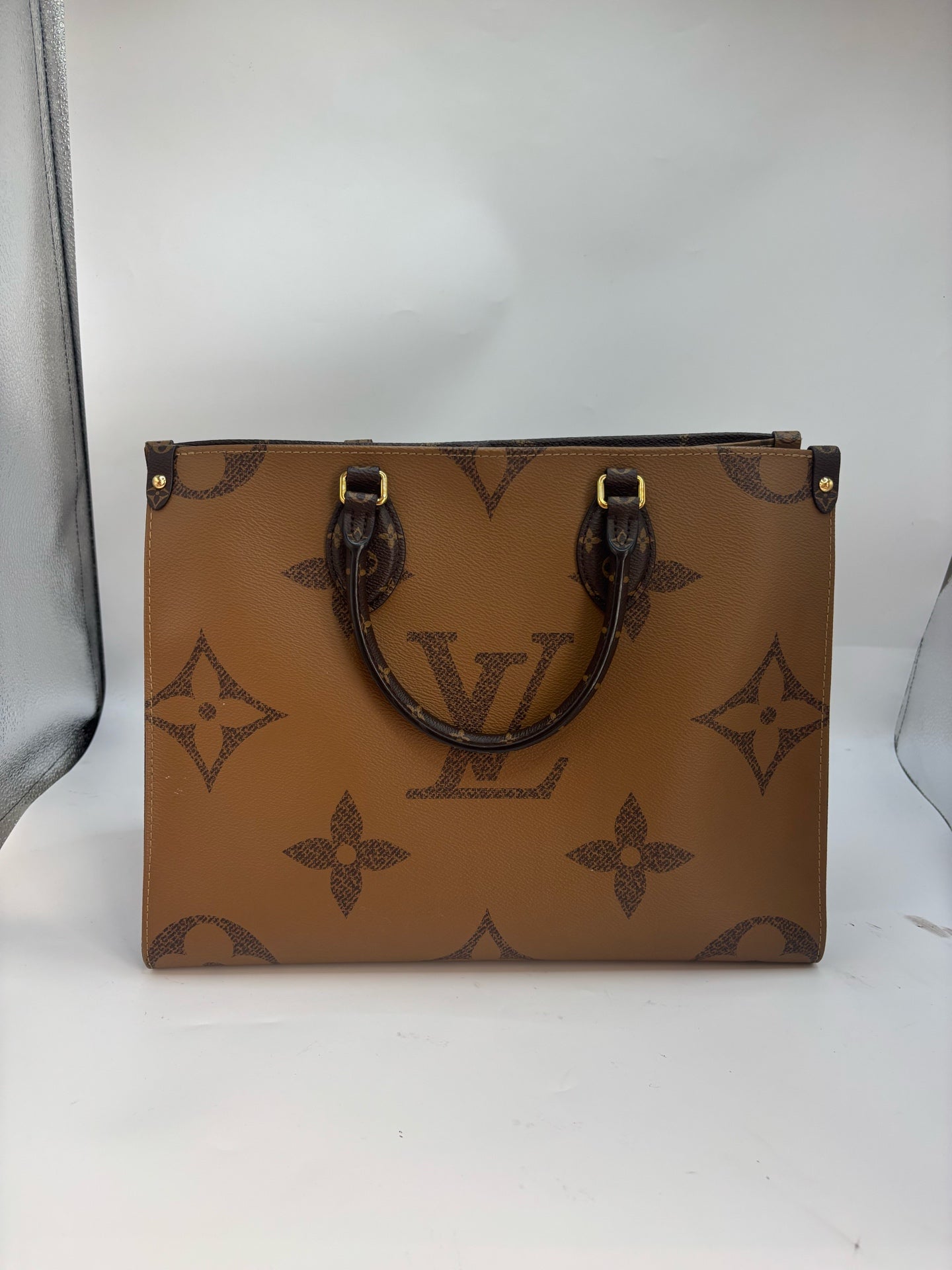 Louis Vuitton Tote