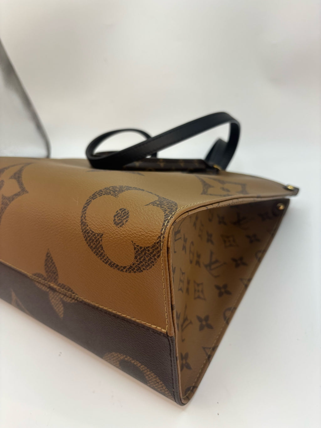 Louis Vuitton Tote