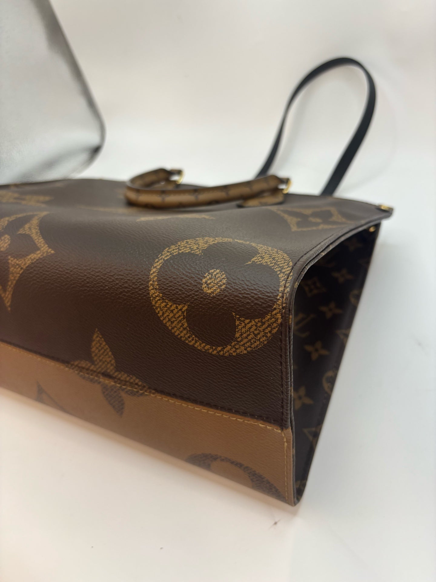 Louis Vuitton Tote