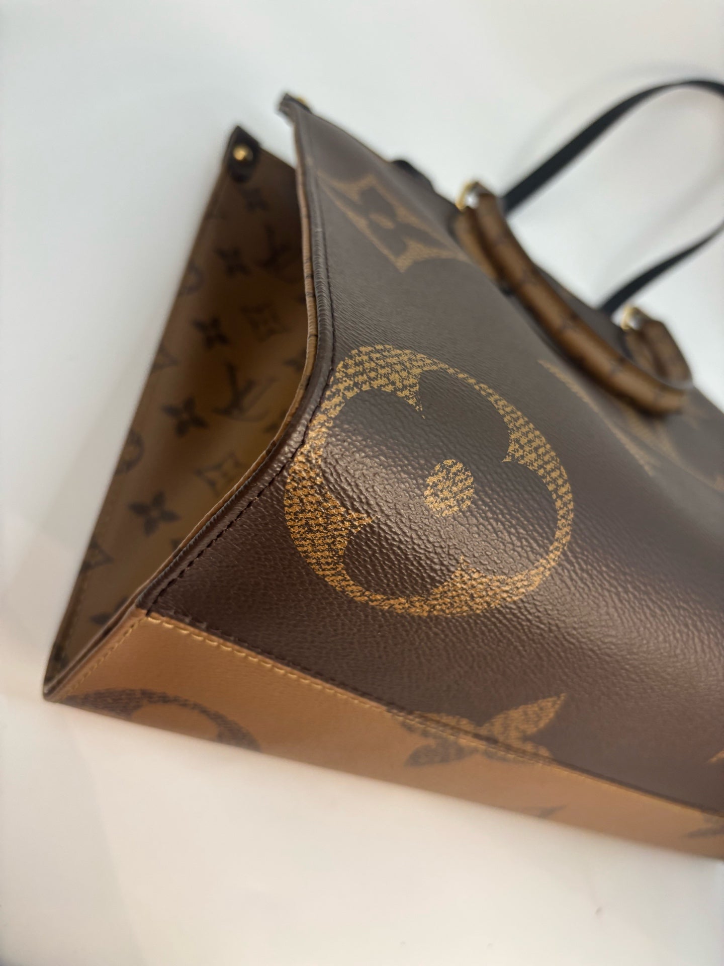 Louis Vuitton Tote