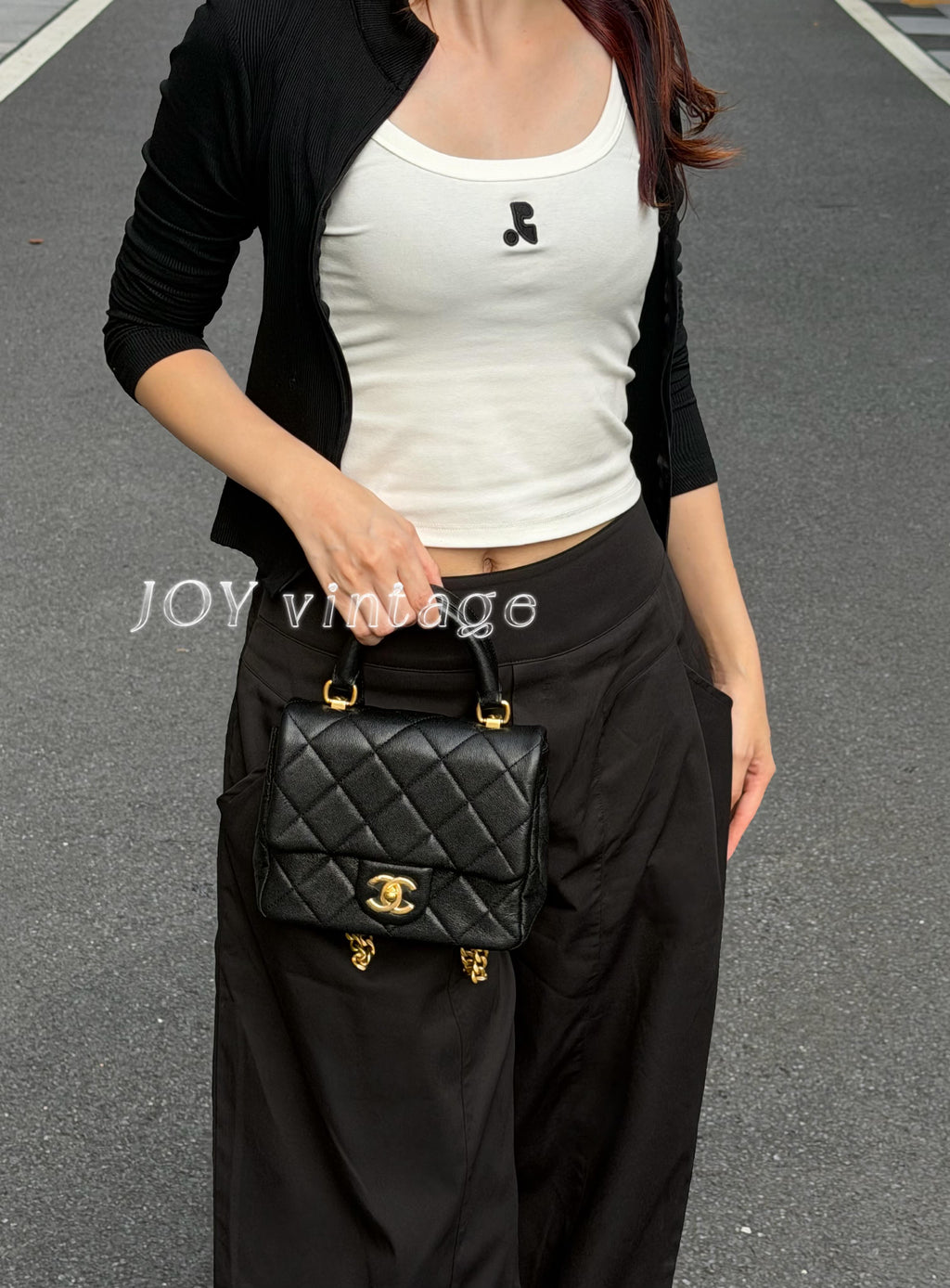 Chanel Small crossbody shoulder bag 19×7×16 AS3898-B10376-94305