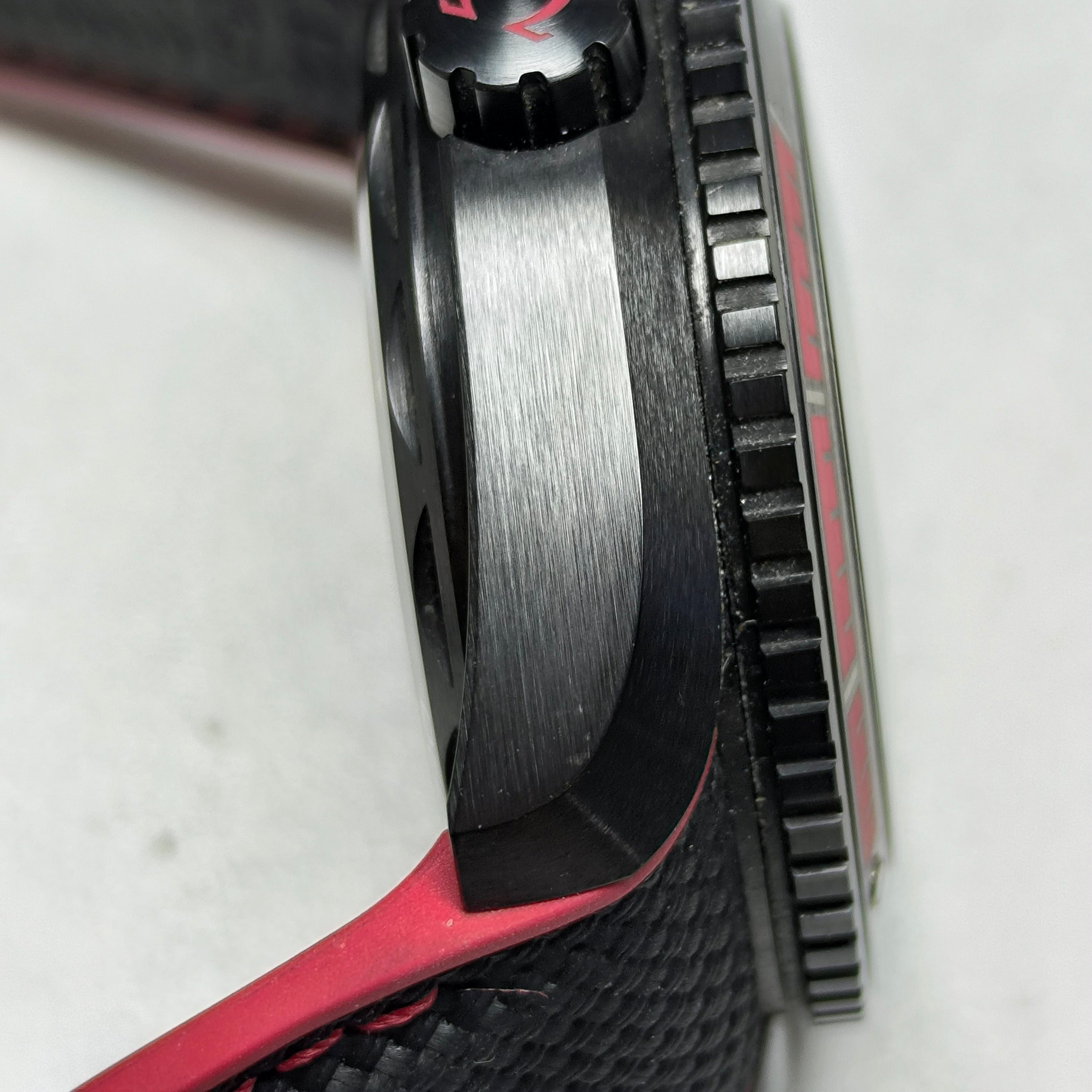 Omega Seahorse Series 45.5 215.92.46.22.01.003