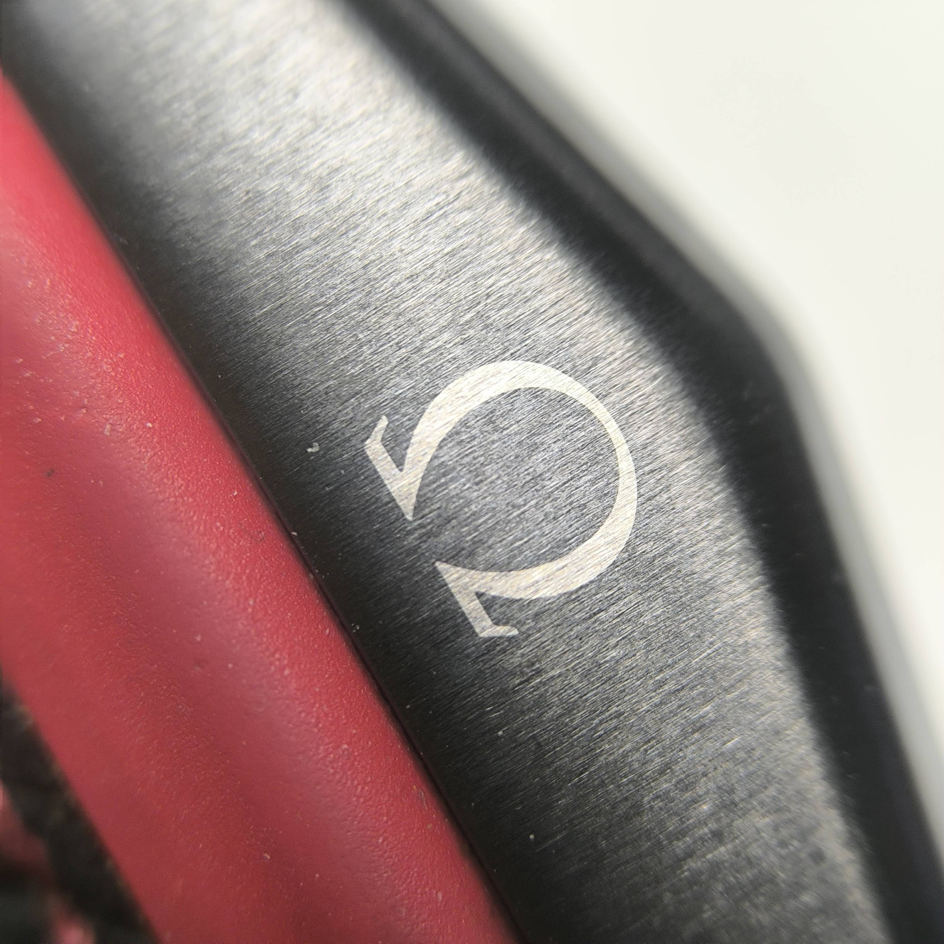 Omega Seahorse Series 45.5 215.92.46.22.01.003
