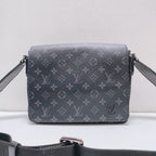Louis Vuitton Messenger Bag