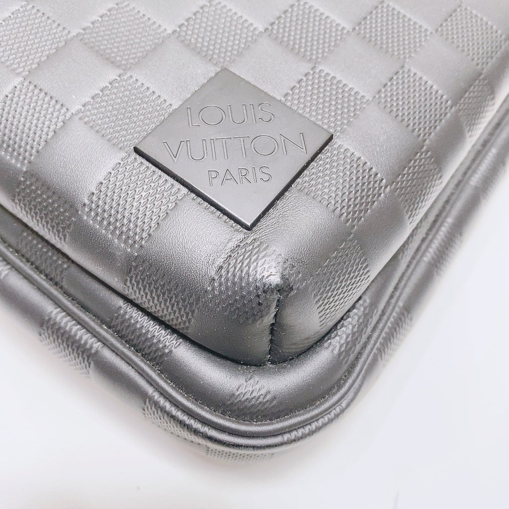 Louis Vuitton Shoulder Bag