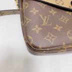 Louis Vuitton Messenger Bag