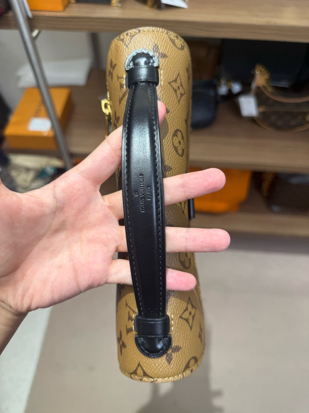 Louis Vuitton Messenger Bag