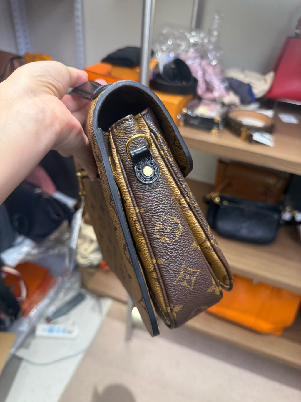Louis Vuitton Messenger Bag
