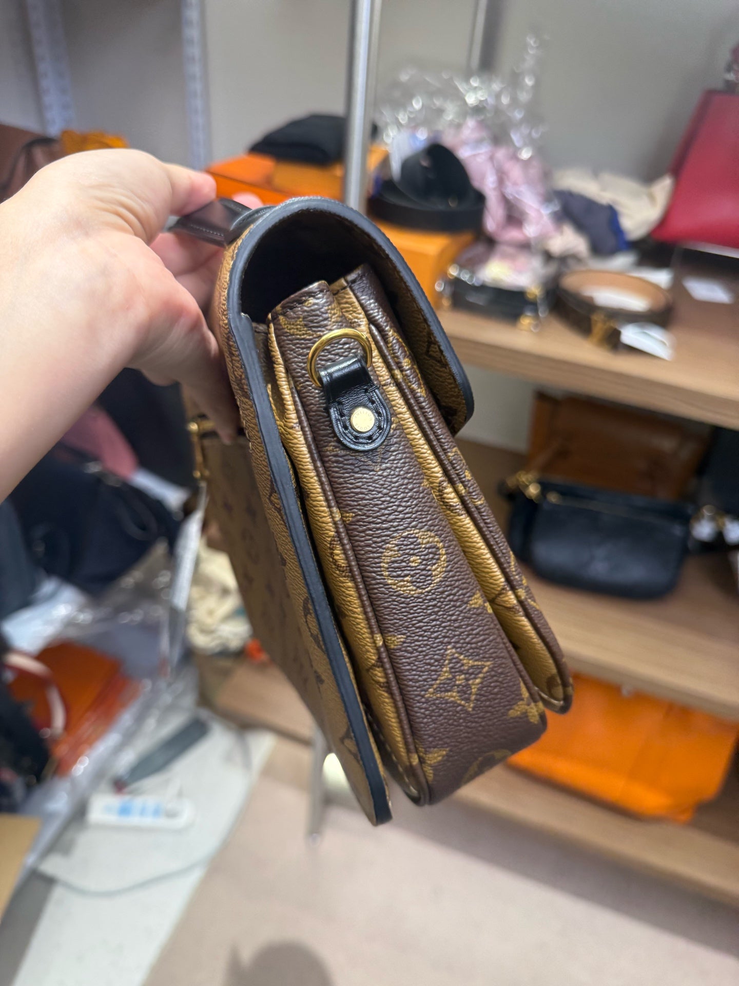 Louis Vuitton Messenger Bag