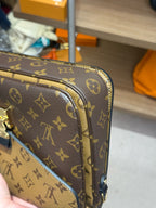 Louis Vuitton Messenger Bag