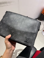 Louis Vuitton Messenger Bag