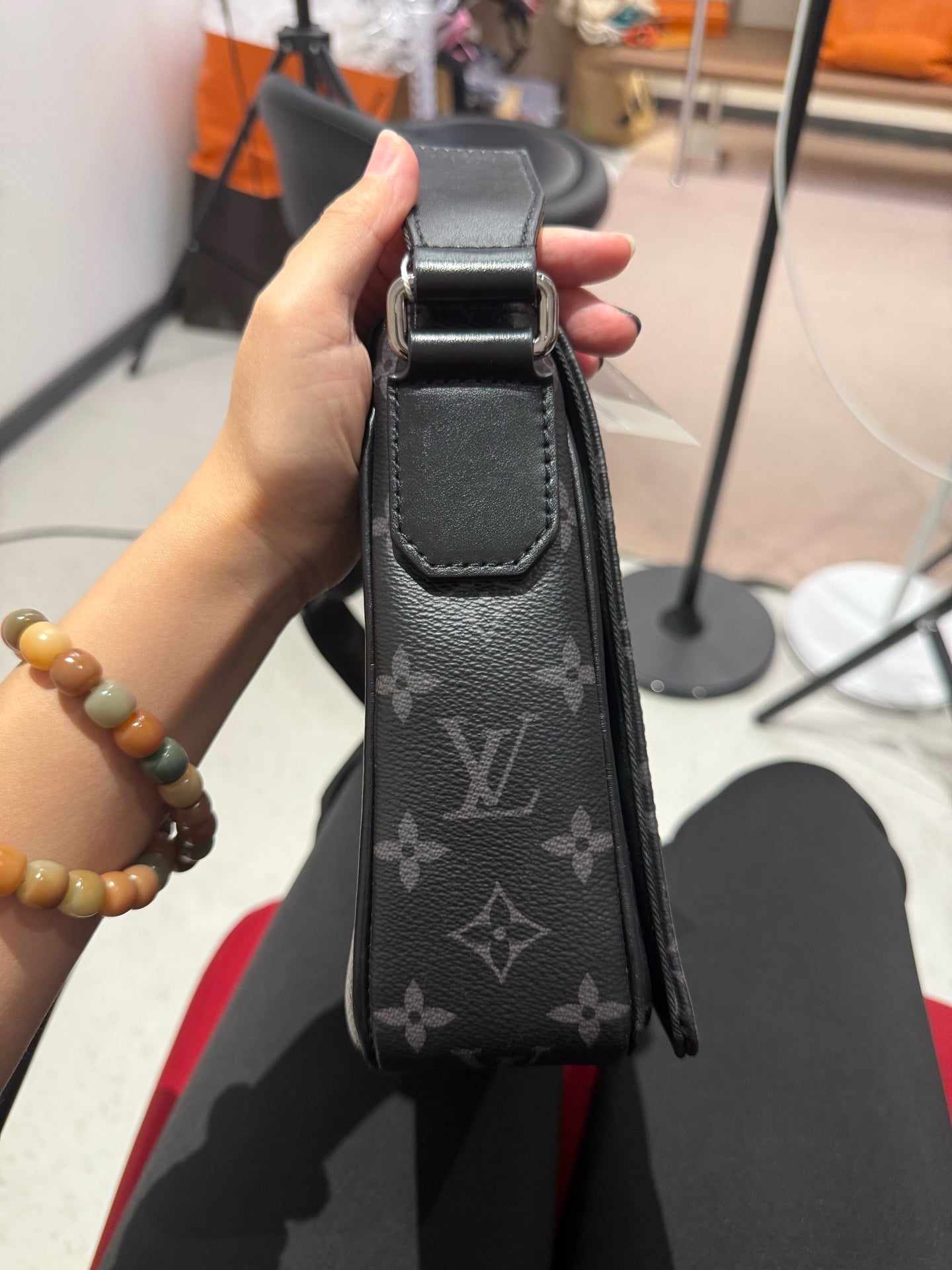 Louis Vuitton Messenger Bag