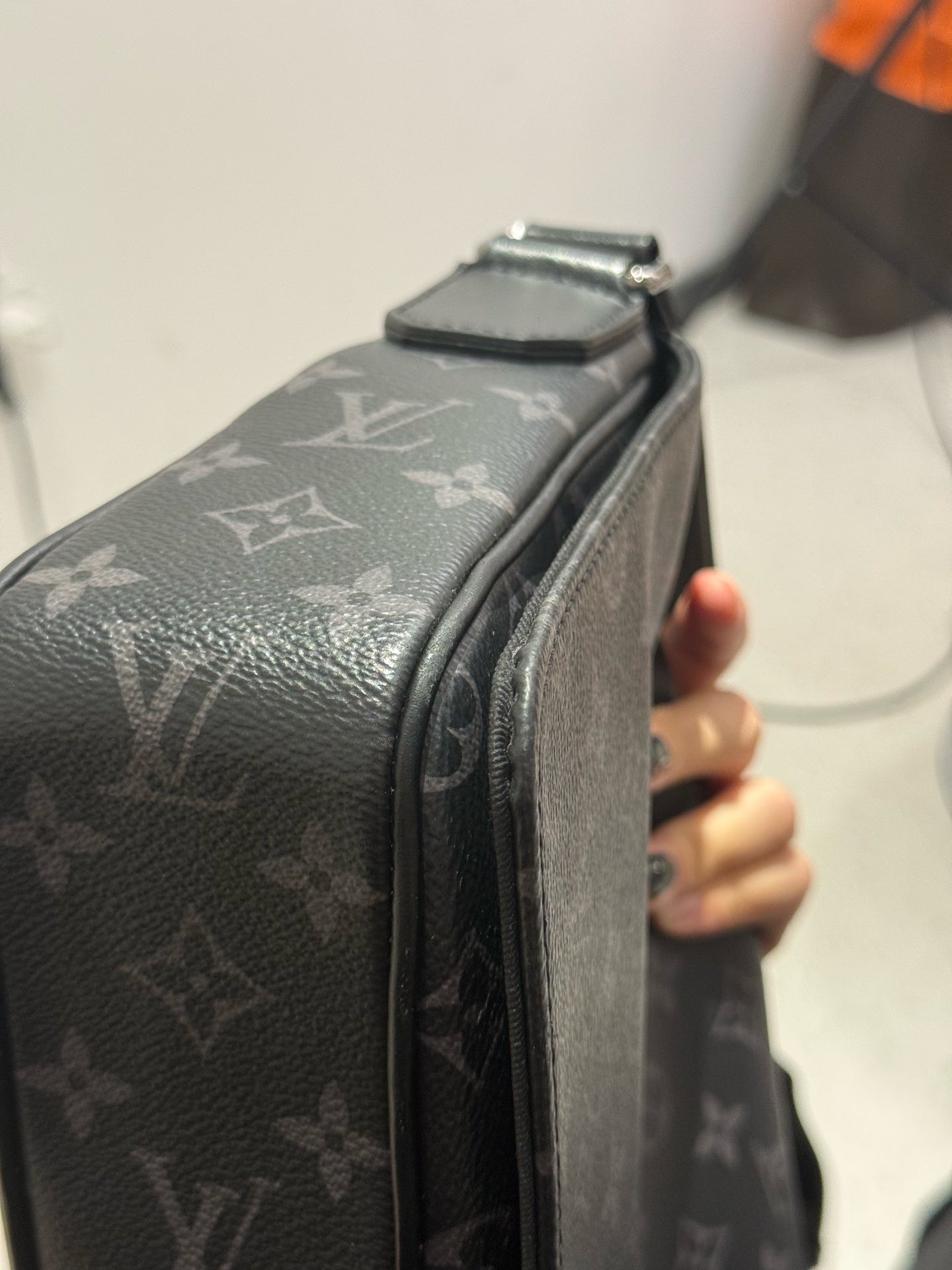 Louis Vuitton Messenger Bag