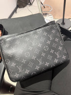 Louis Vuitton Messenger Bag