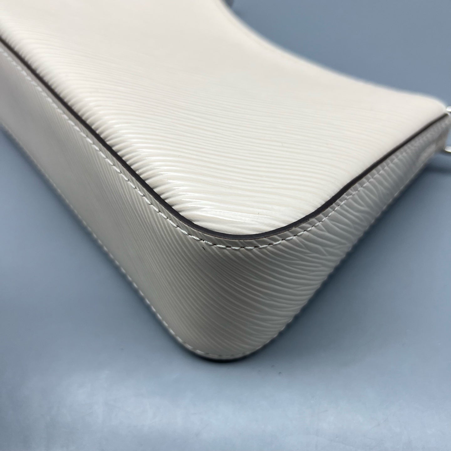 Louis Vuitton White