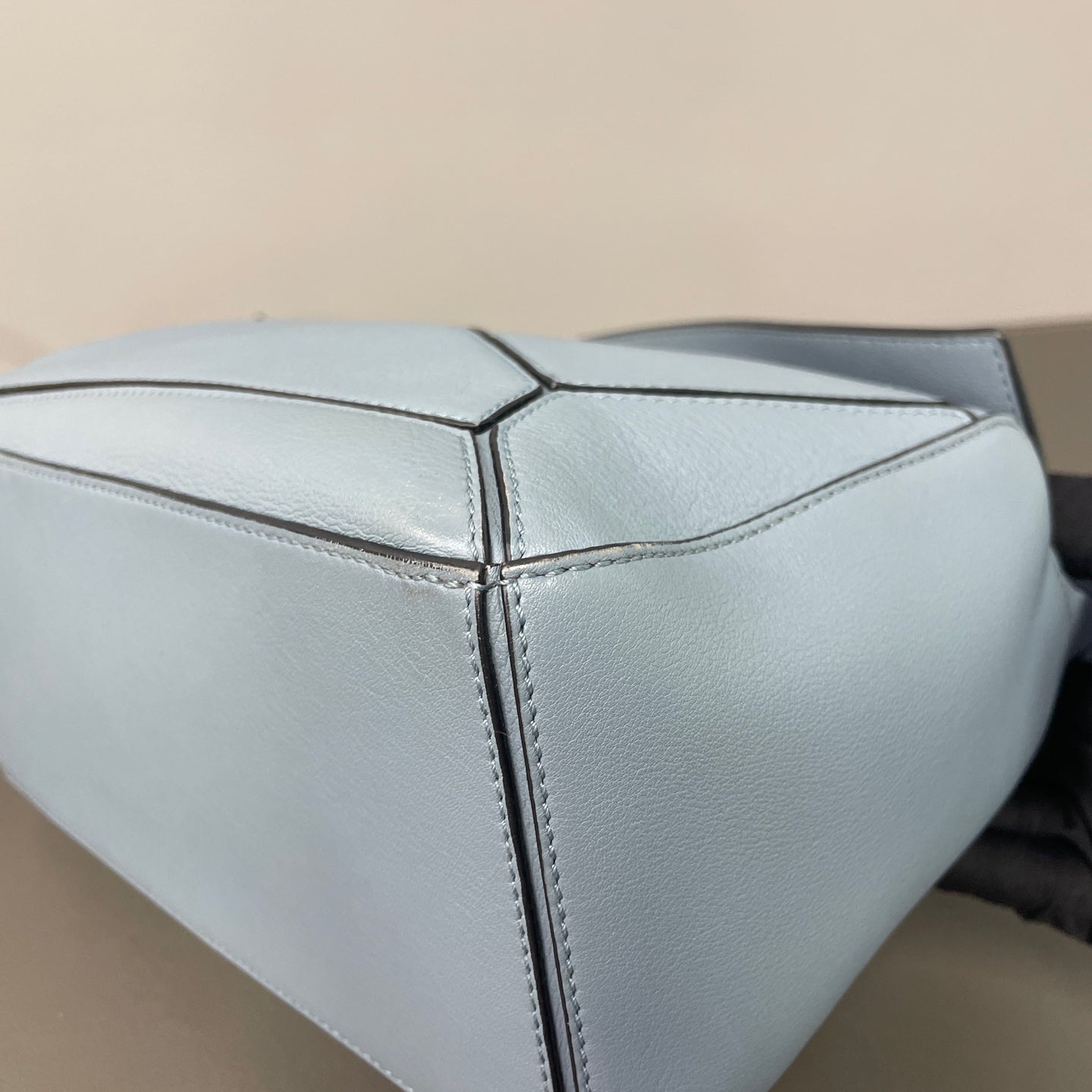 Loewe Blue