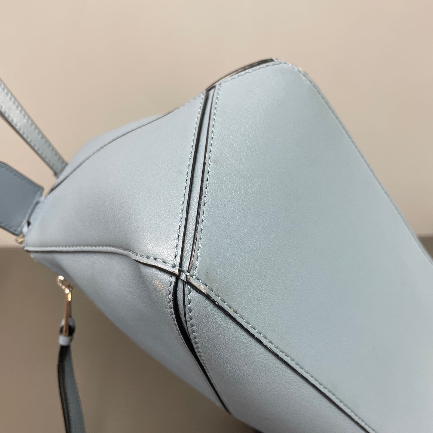 Loewe Blue
