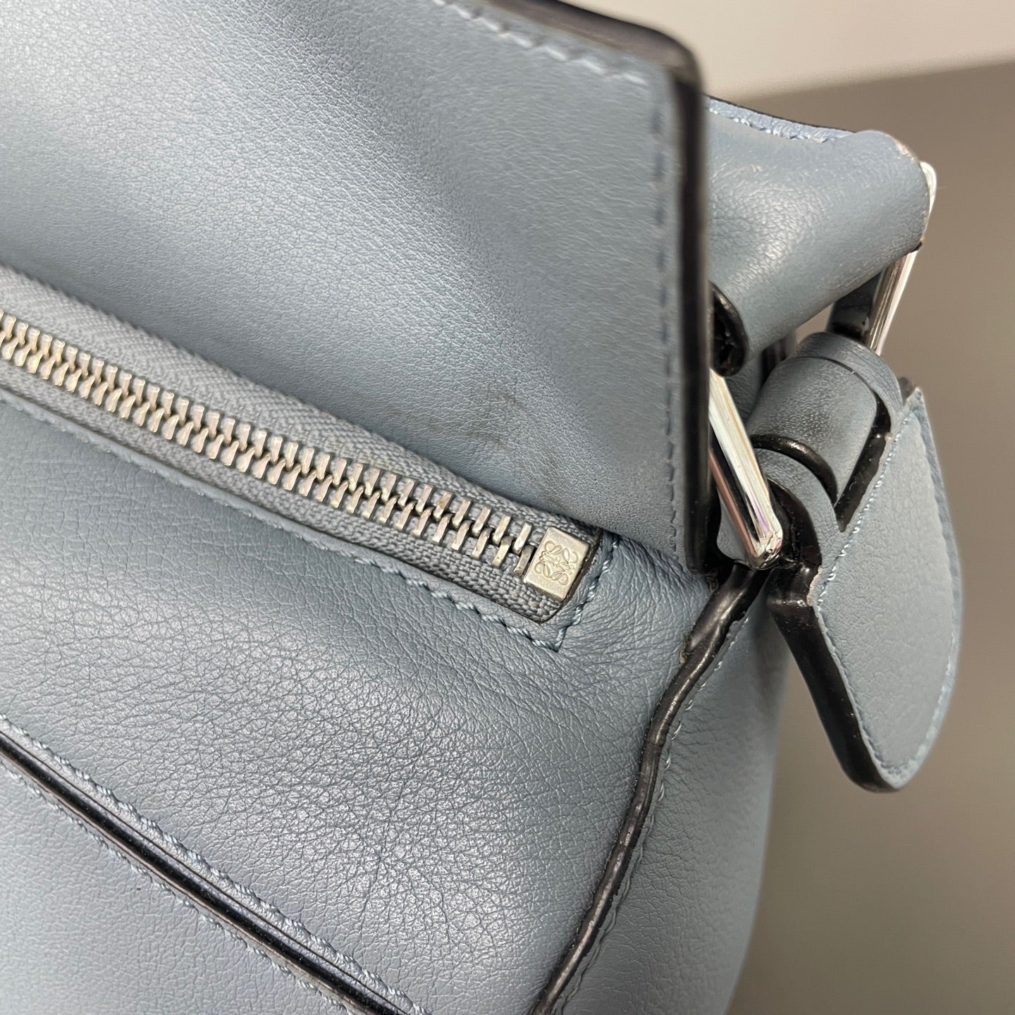 Loewe Blue