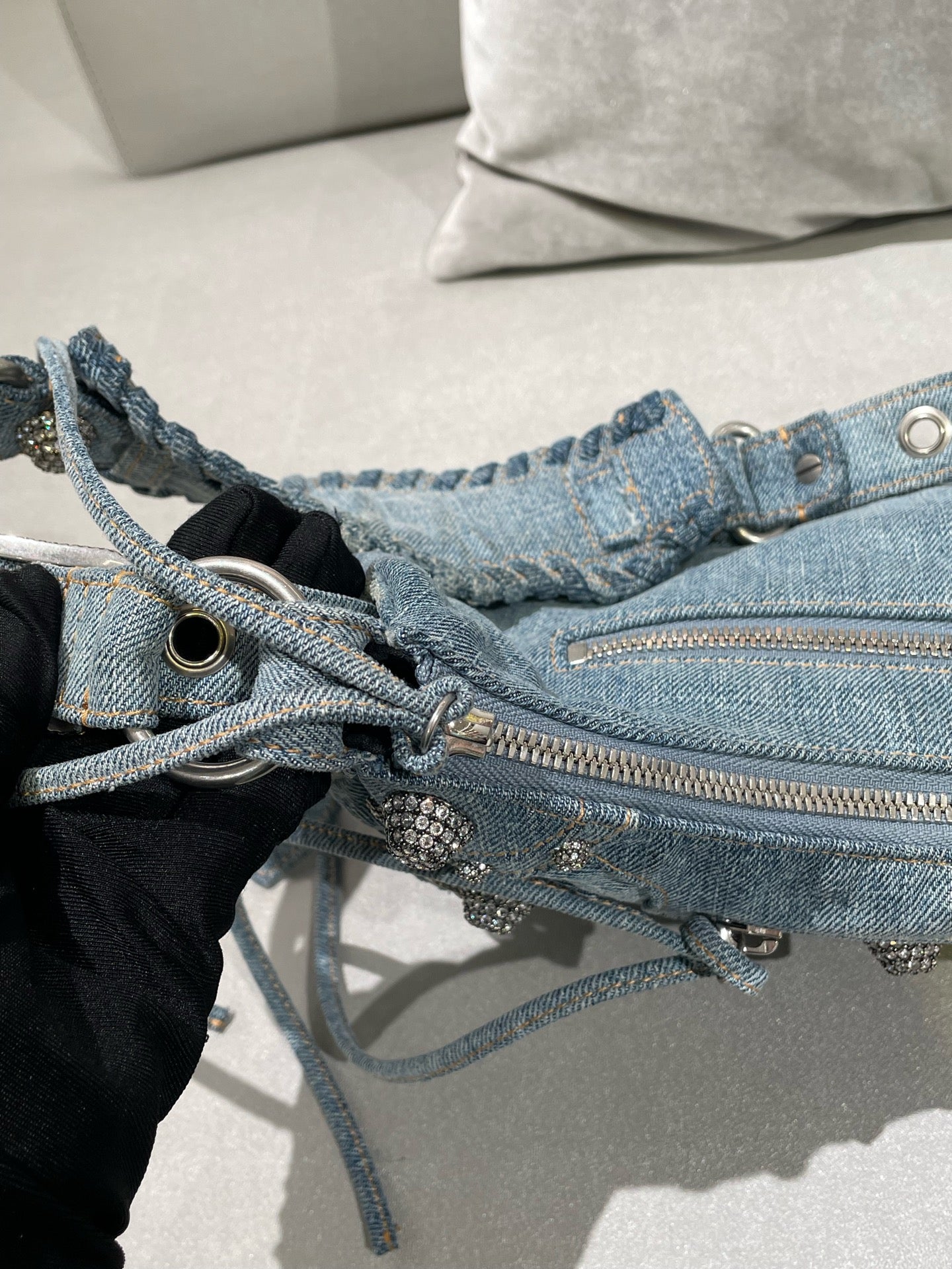 Balenciaga LE CAGOLE Blue 6713072109U4715