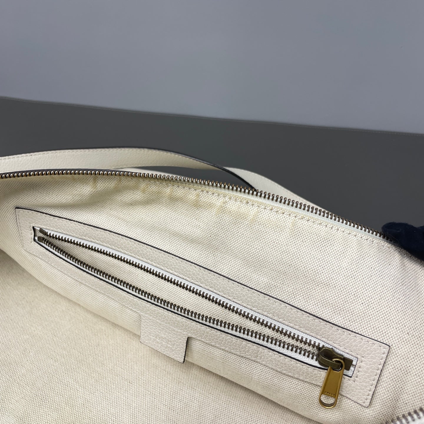 Gucci White