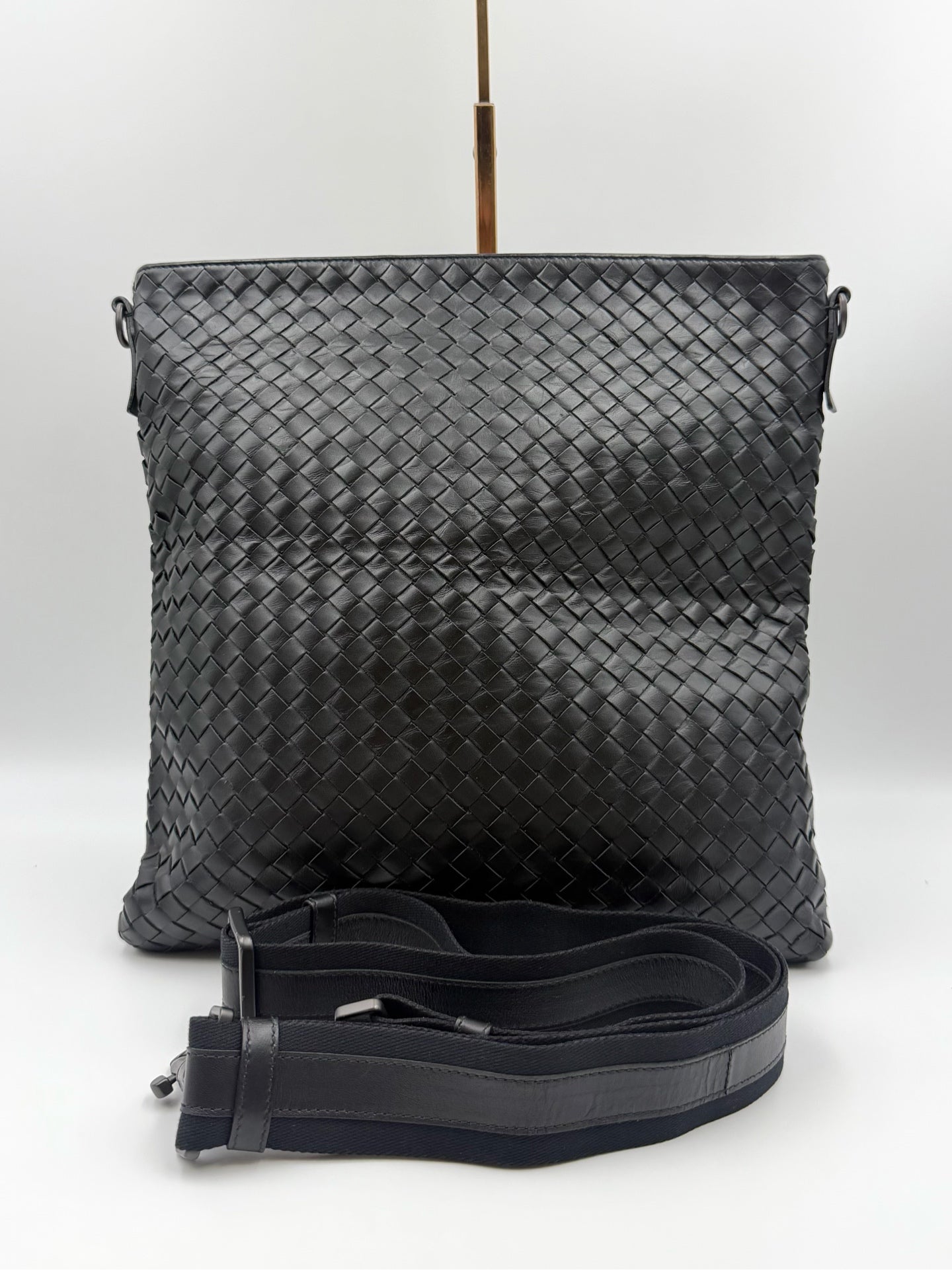 Bottega Veneta Black Crossbody 276356V465C4097