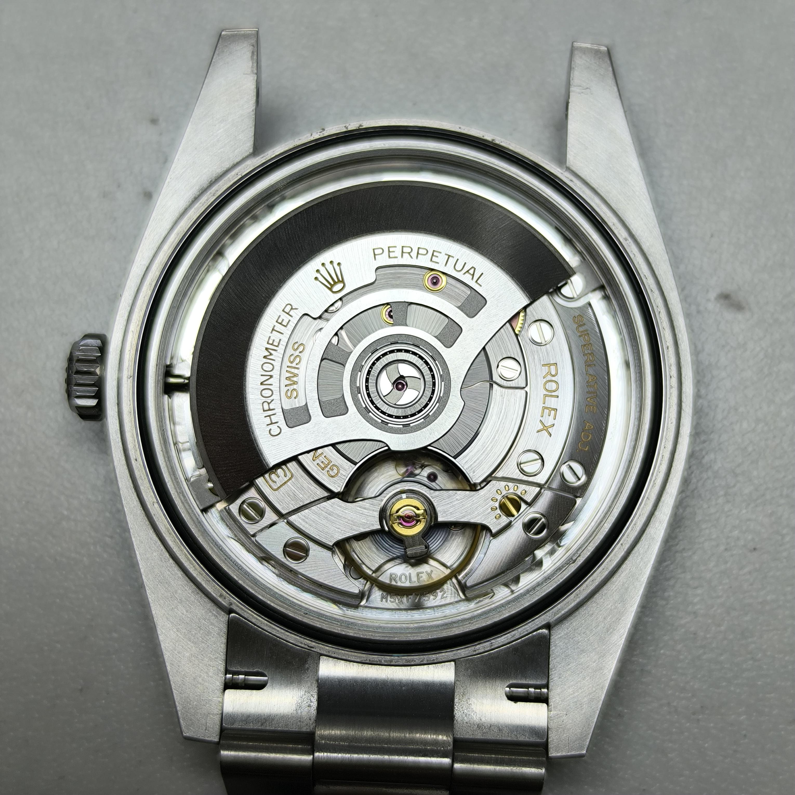 Rolex Log type 41 millimeters m126300-0003