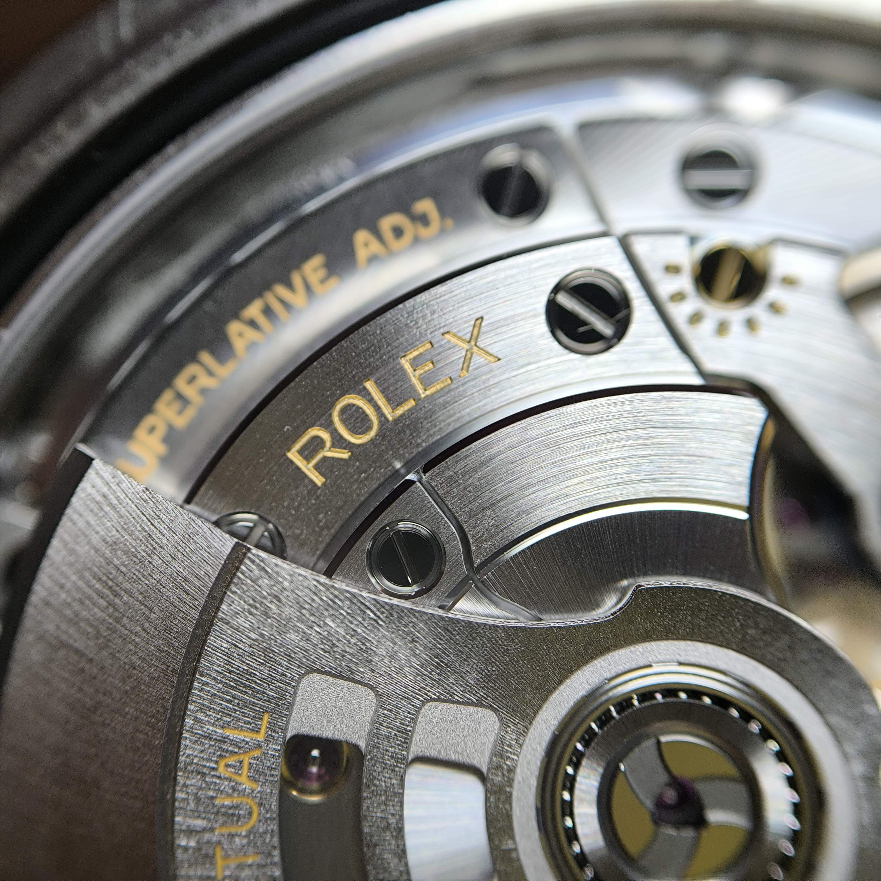 Rolex Log type 41 millimeters m126300-0003