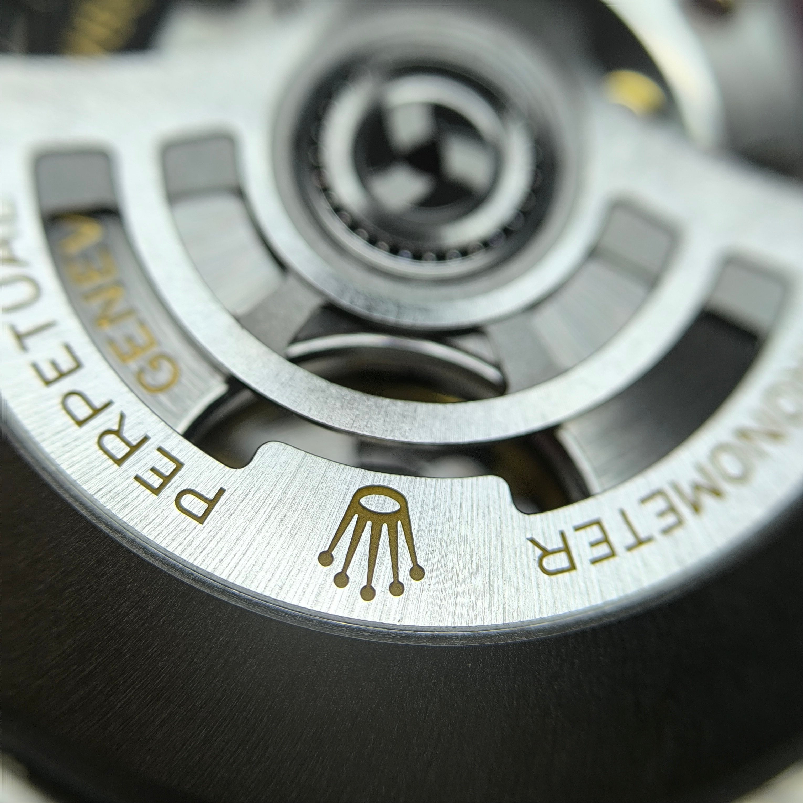 Rolex Log type 41 millimeters m126300-0003