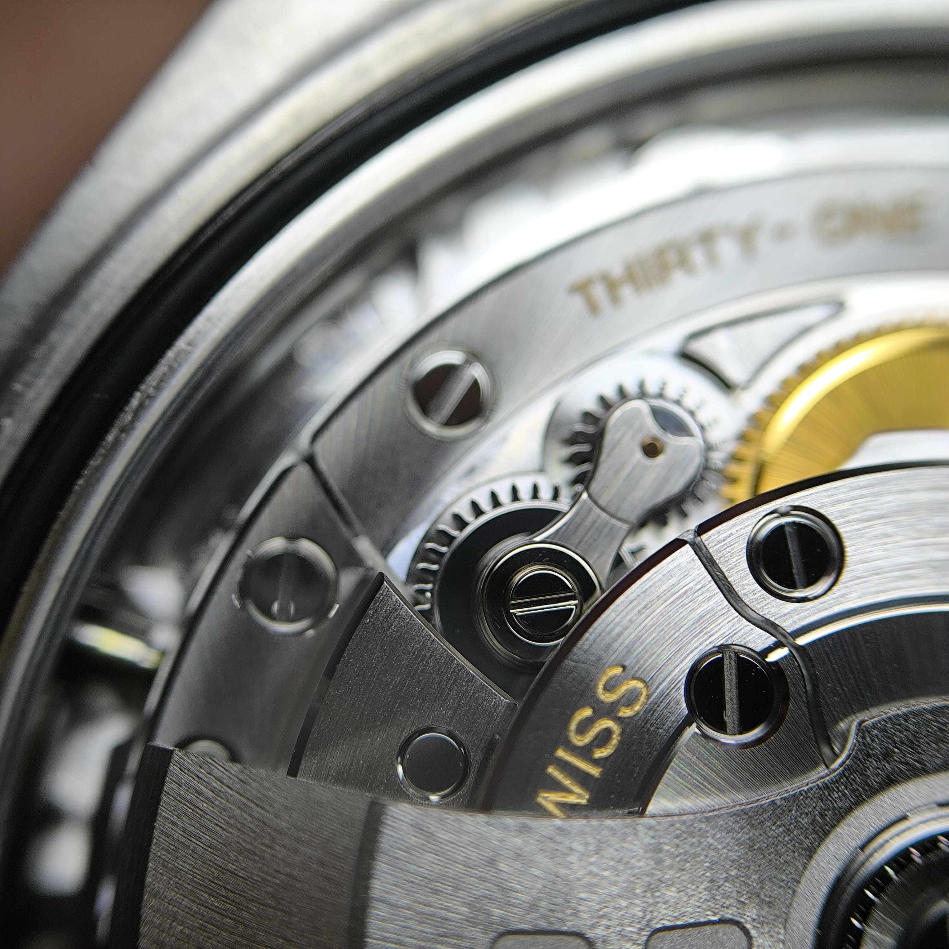 Rolex Log type 41 millimeters m126300-0003