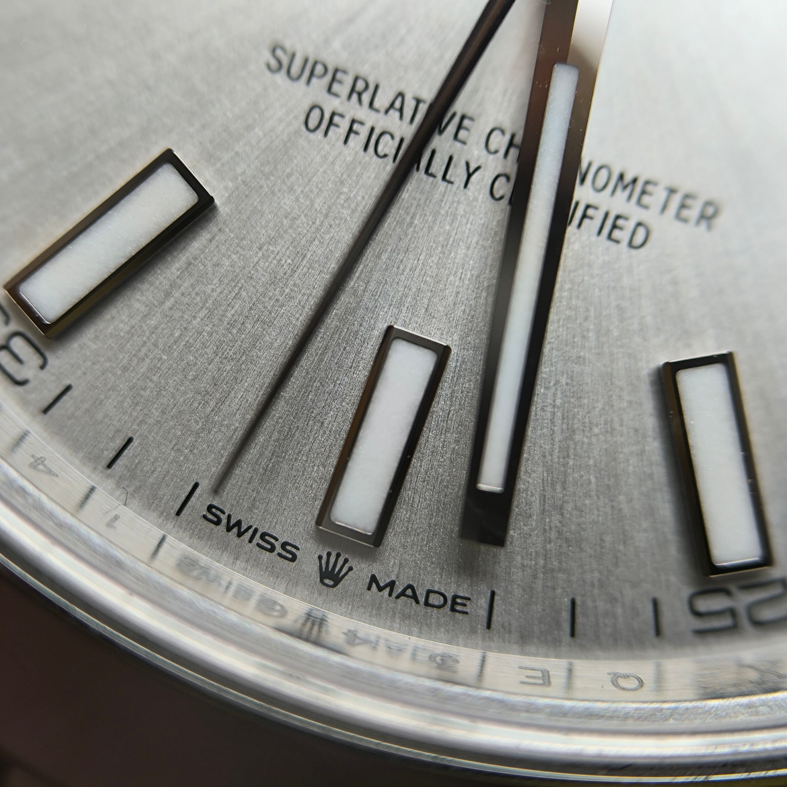 Rolex Log type 41 millimeters m126300-0003