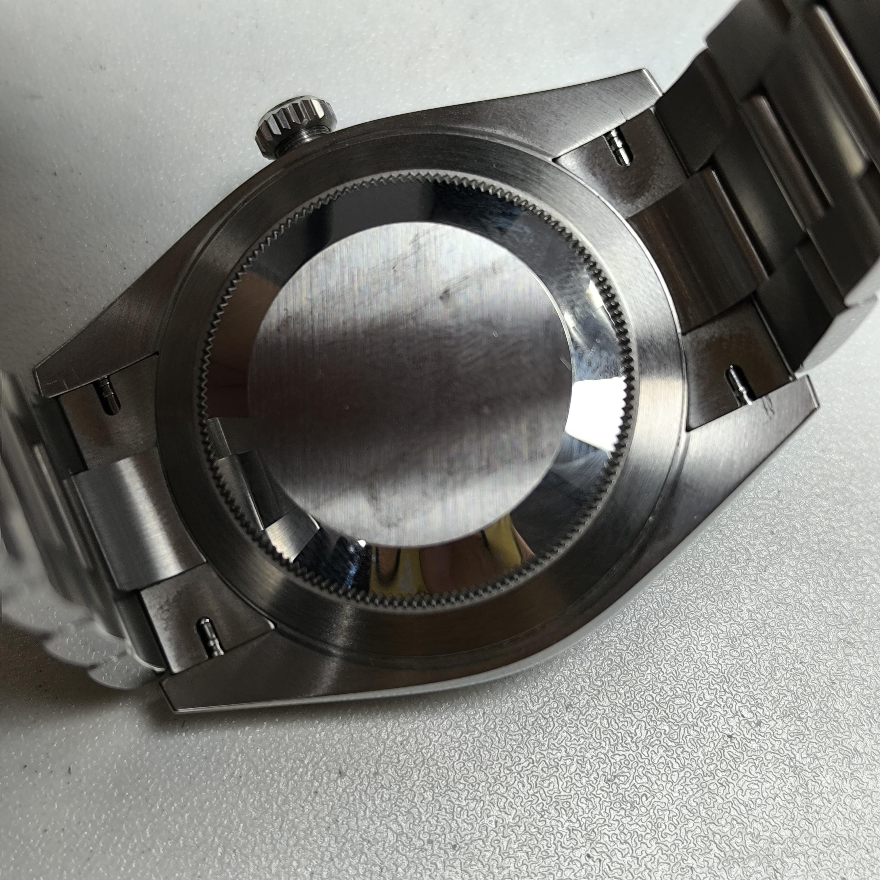 Rolex Log type 41 millimeters m126300-0003