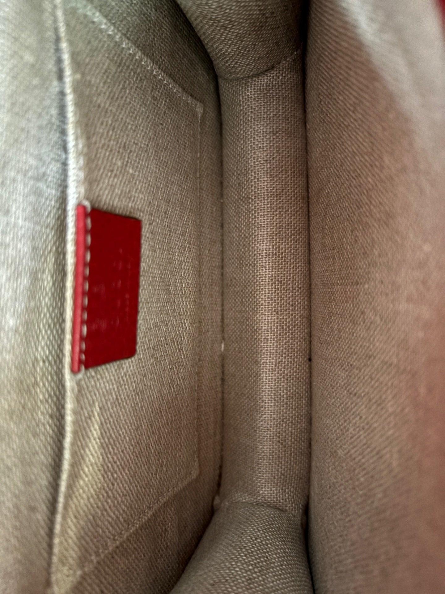 Gucci Red