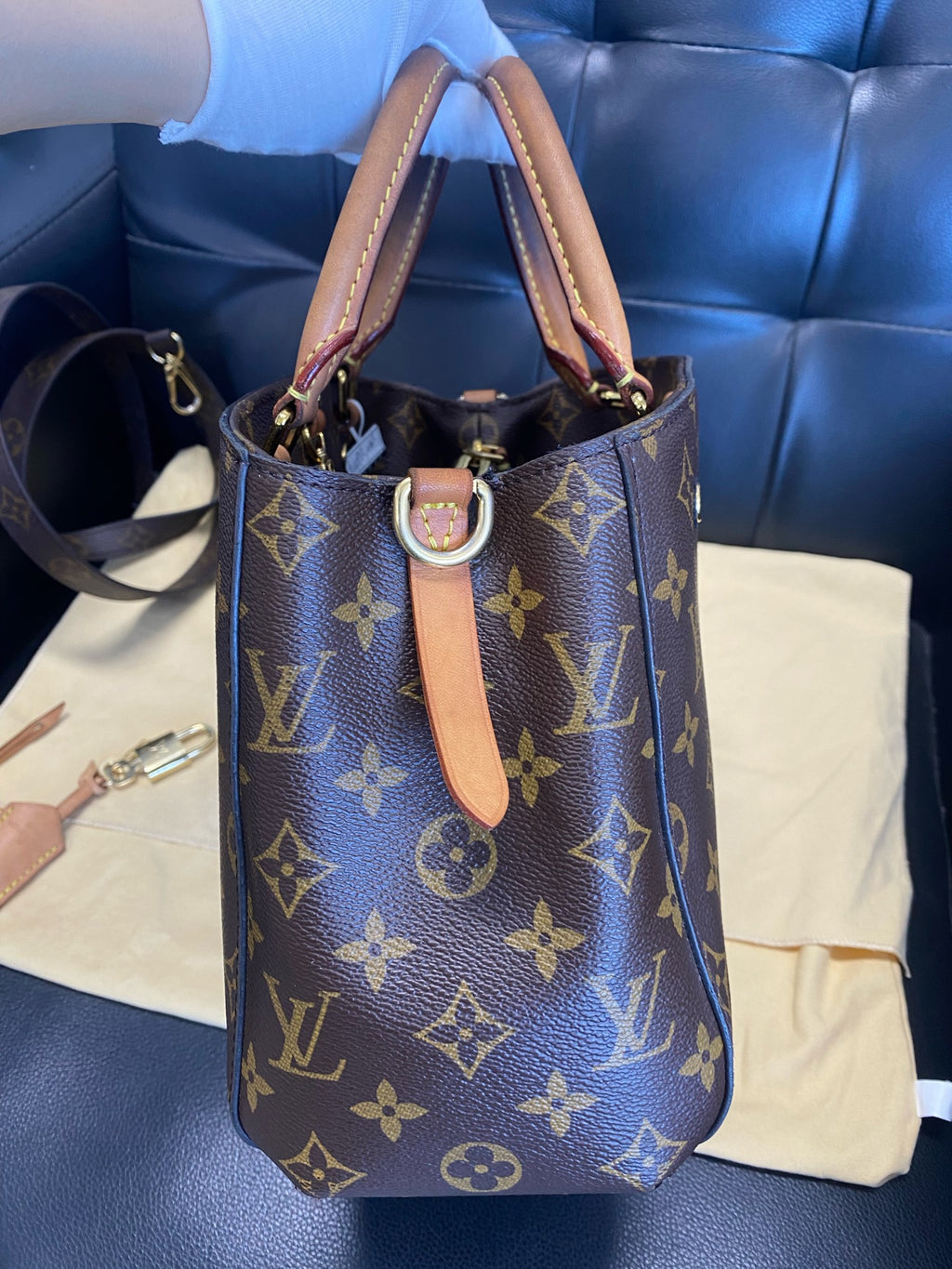 Louis Vuitton Montaigne Bb Canvas Crossbody M41055