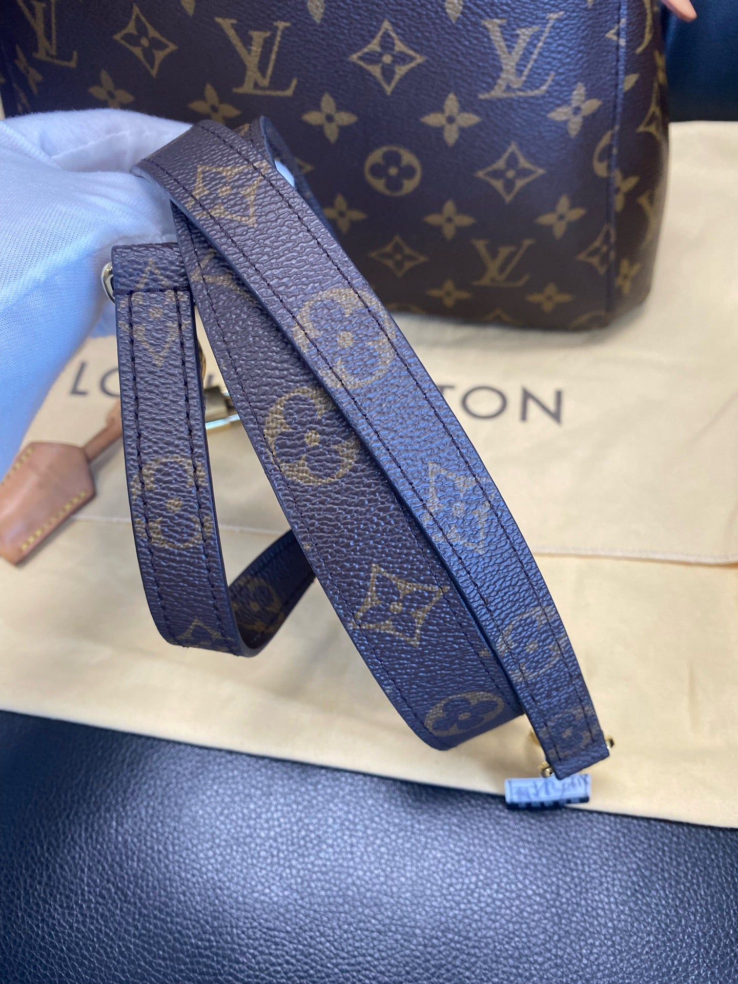 Louis Vuitton Montaigne Bb Canvas Crossbody M41055