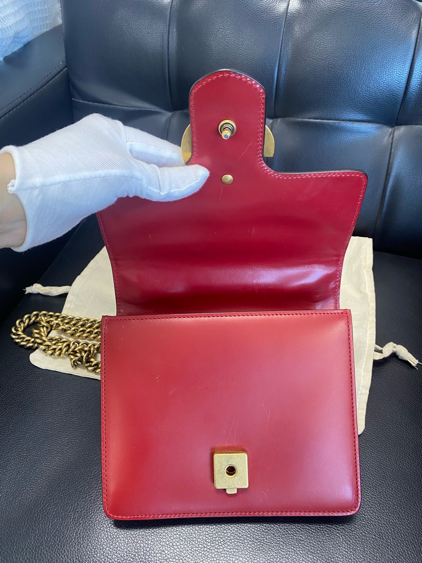 Gucci Red 431384-CDZOT-5609