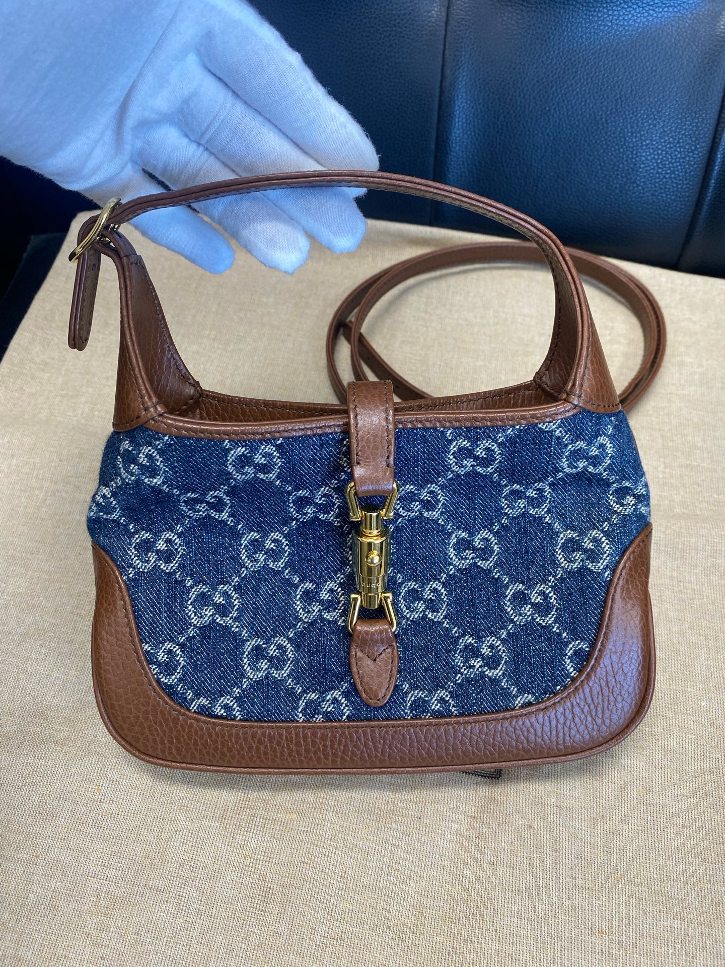 Gucci 636706-2KQGG-8375