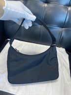Prada Prada Re-Edition 2000 Re-Nylon Recycled Nylon Hobo Underarm Bag Cordura Black 1NE515_RDH0_F0002