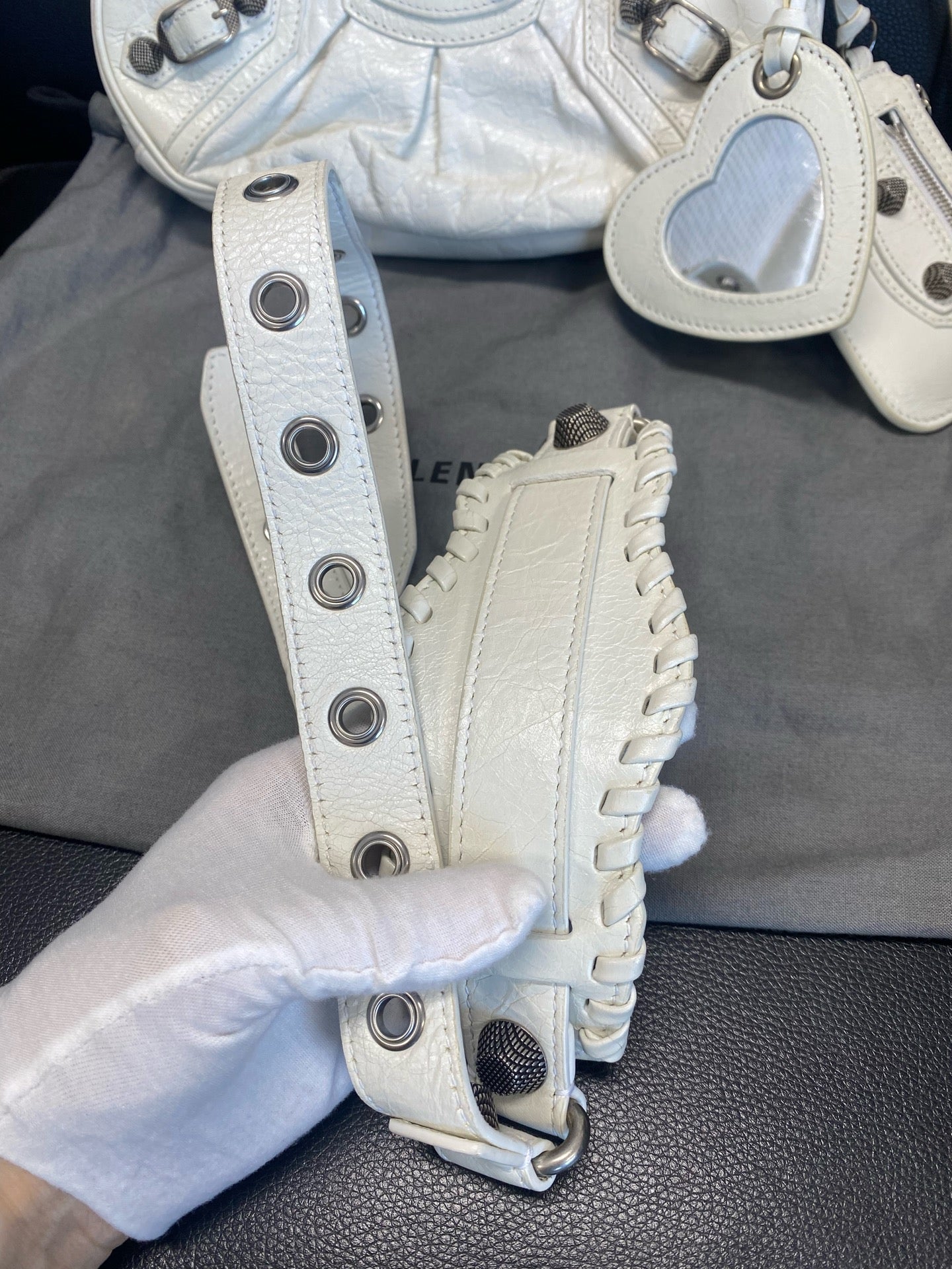 Balenciaga LE CAGOLE White 6713091VG9Y9104
