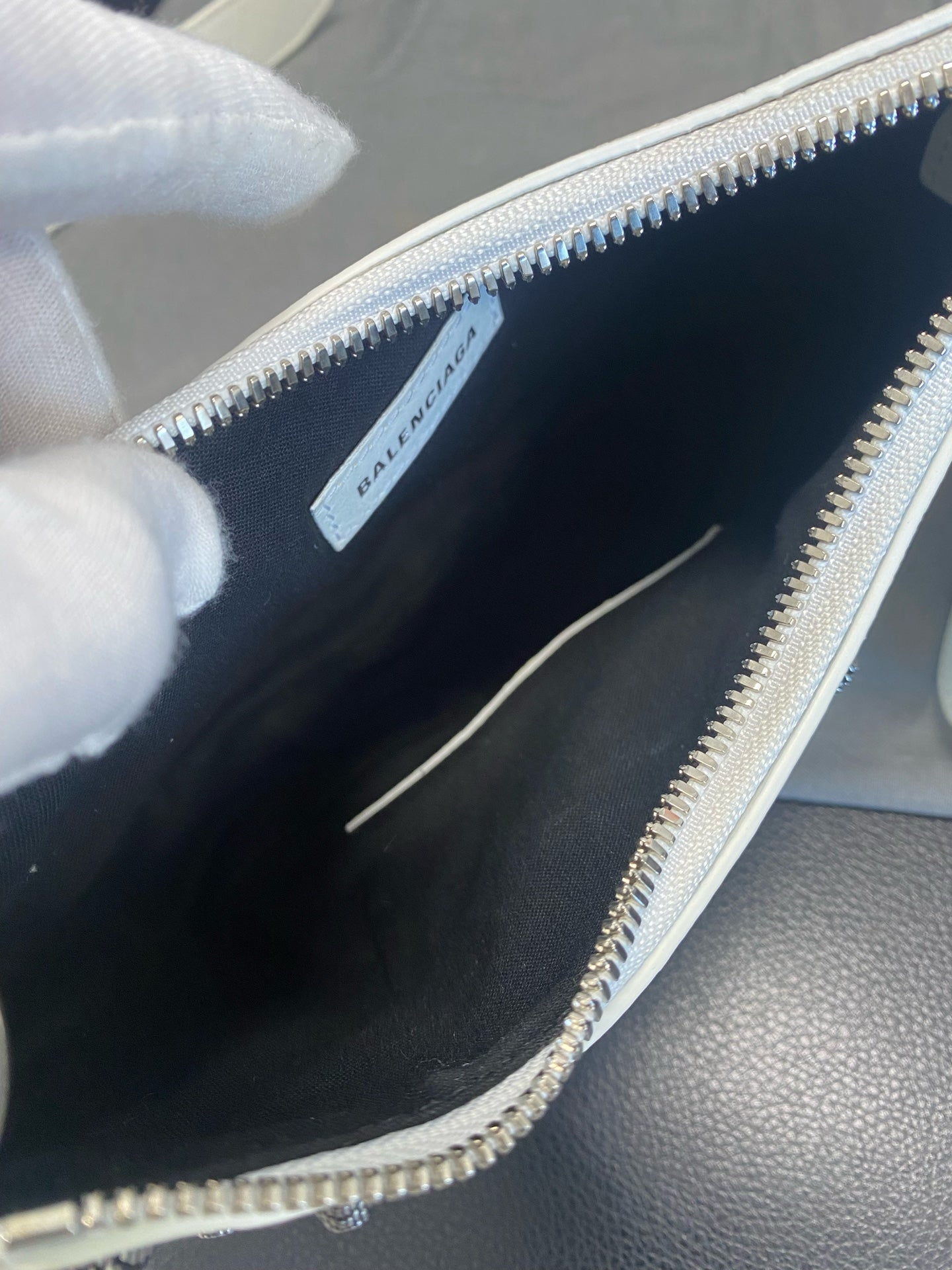 Balenciaga LE CAGOLE White 6713091VG9Y9104