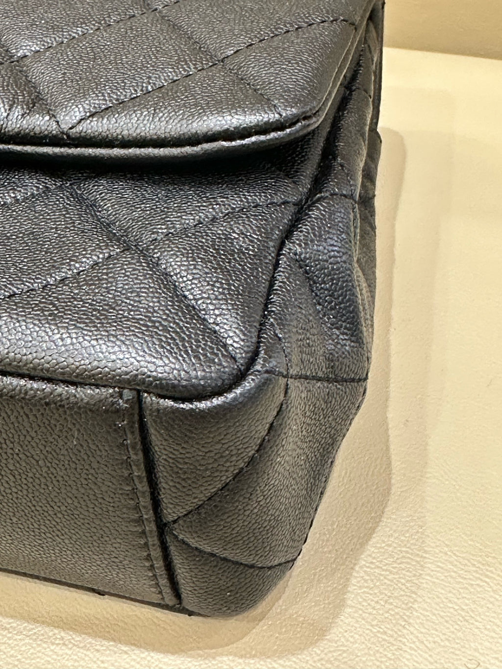 Chanel Small crossbody shoulder bag 19×7×16 AS3898-B10376-94305