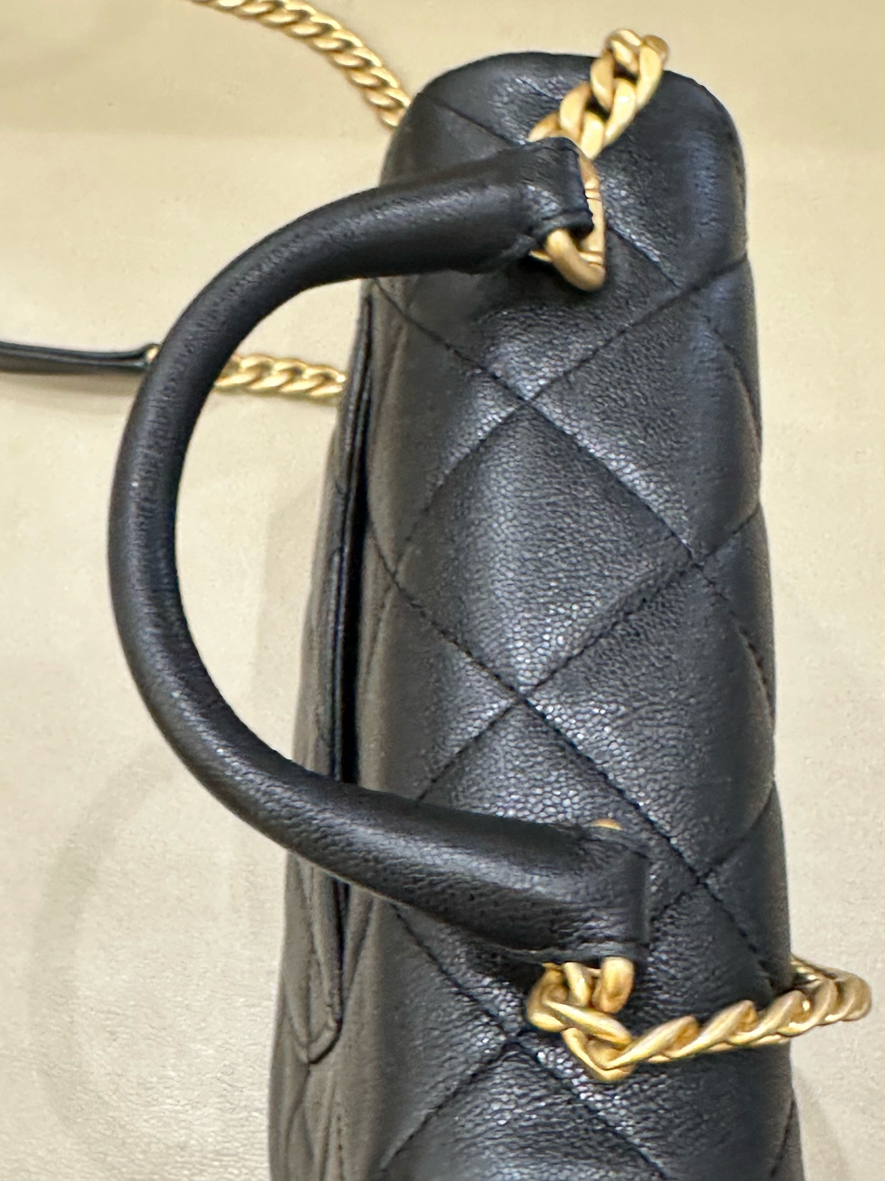Chanel Small crossbody shoulder bag 19×7×16 AS3898-B10376-94305