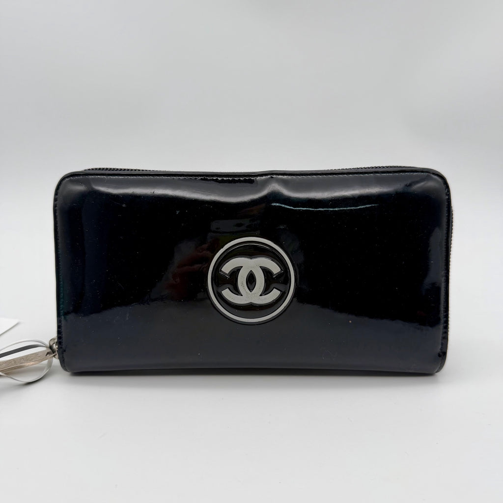 Chanel Black