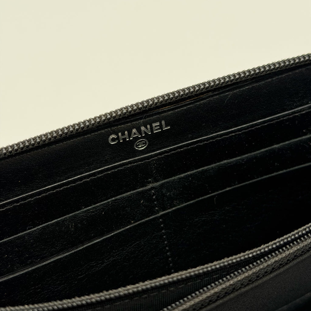 Chanel Black