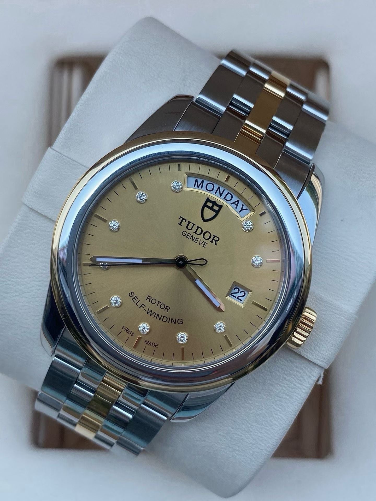 Tudor Gold Automatic (self-winding) watch
